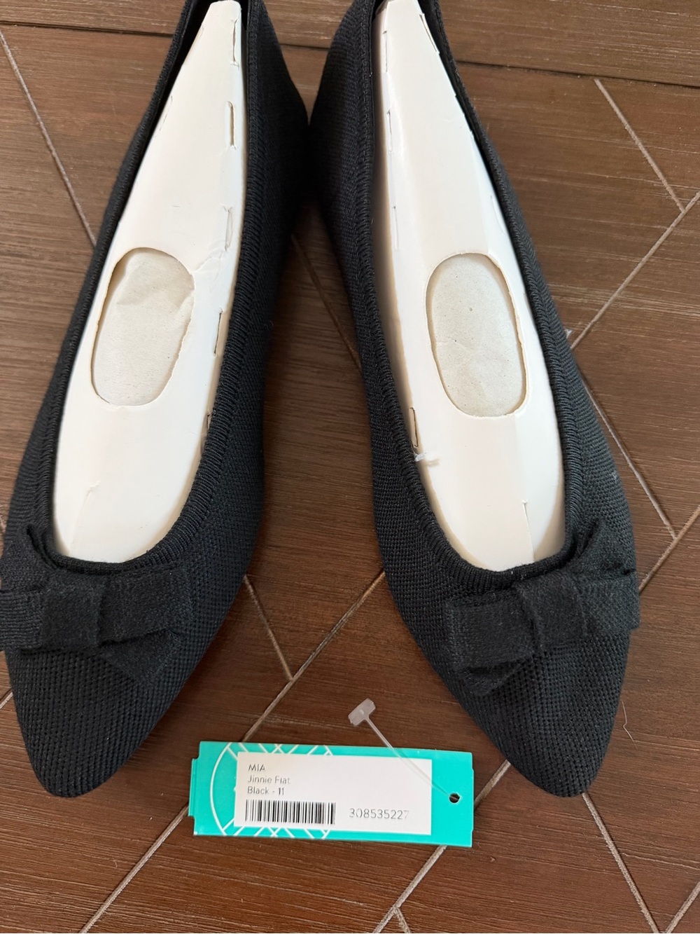MIA Jinnie Black Knit Pointed Toe Bow Flats Size 11 NWT